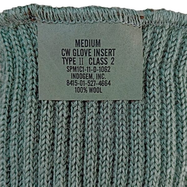the tag of foliage green US Army wool gloves