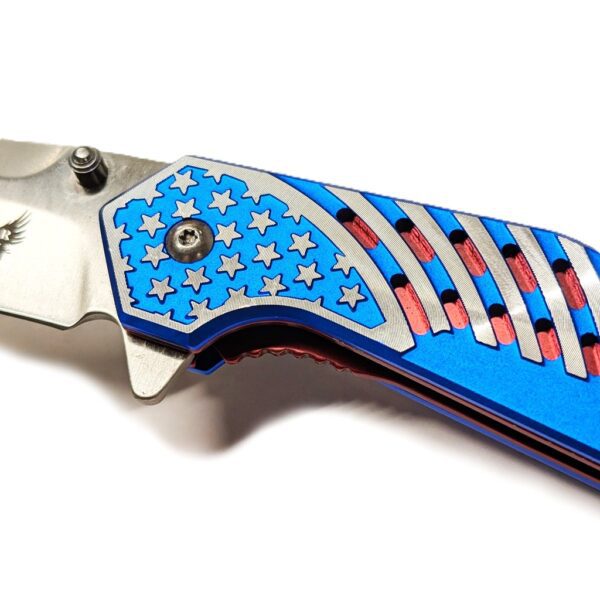 stars and stripe design details on a Combat Ready USA flag linerlock pocket knife