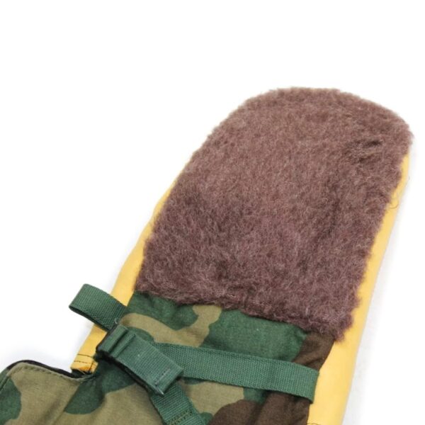 M81 woodland camouflage extreme cold weather M1949 Arctic mittens